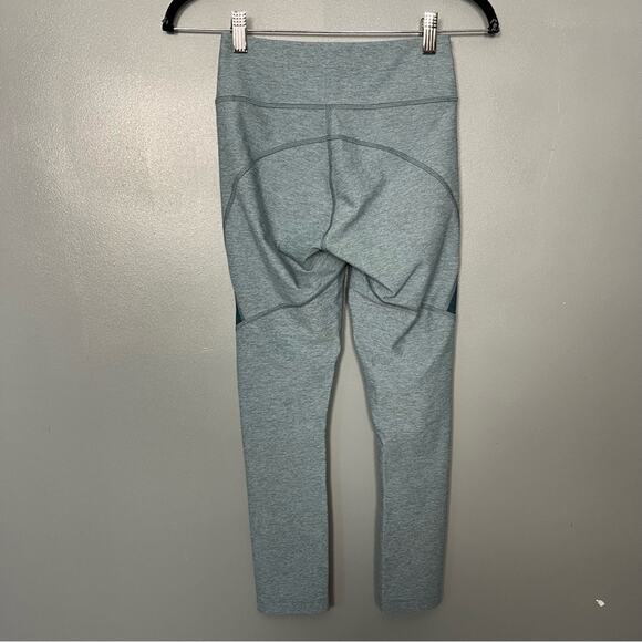 Outdoor Voices x Madewell 3/4 Two Tone Color Block Capri Leggings Women’s XS - Picture 3 of 7